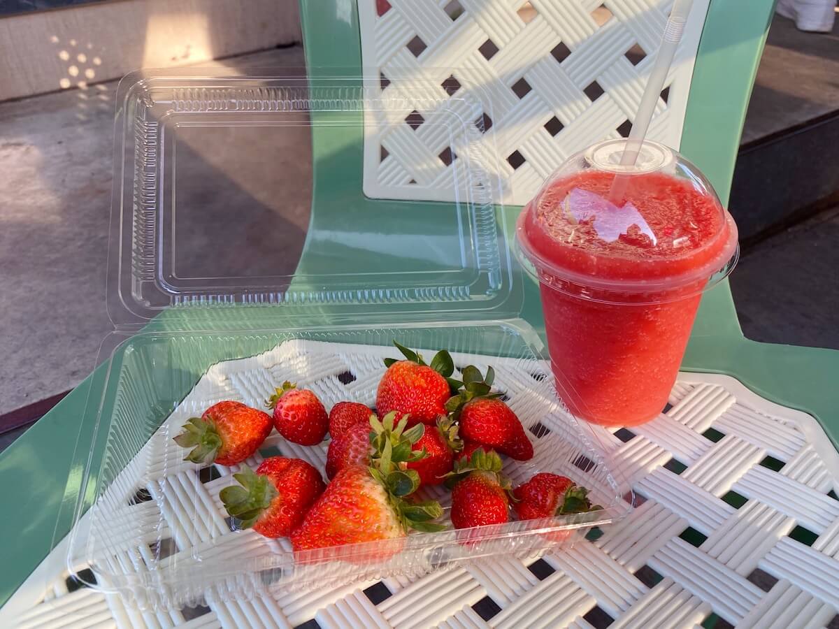 Strawberries and smoothie
