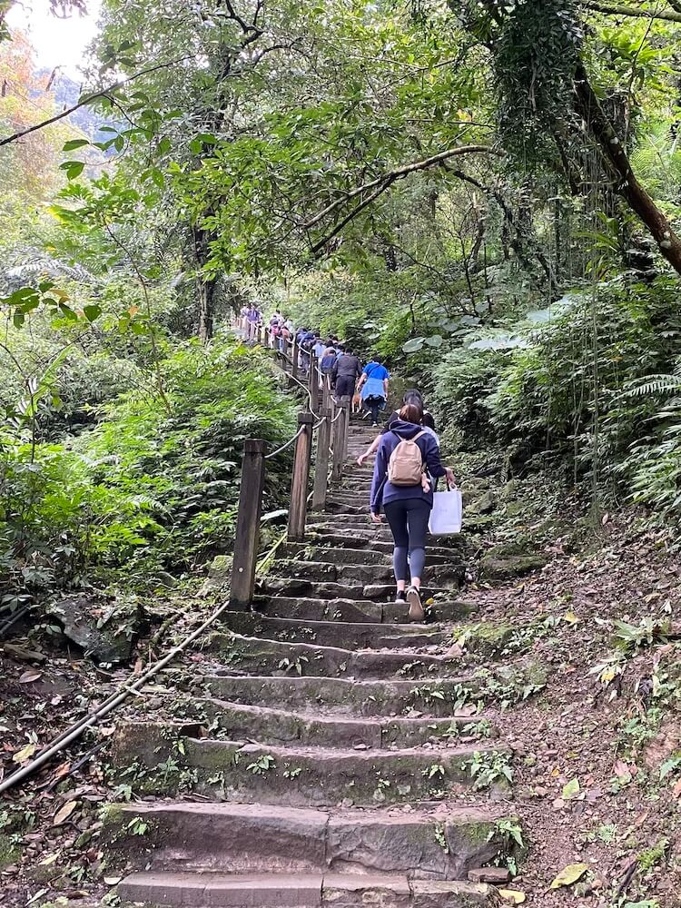 Hike to the Yinhe Cave 1